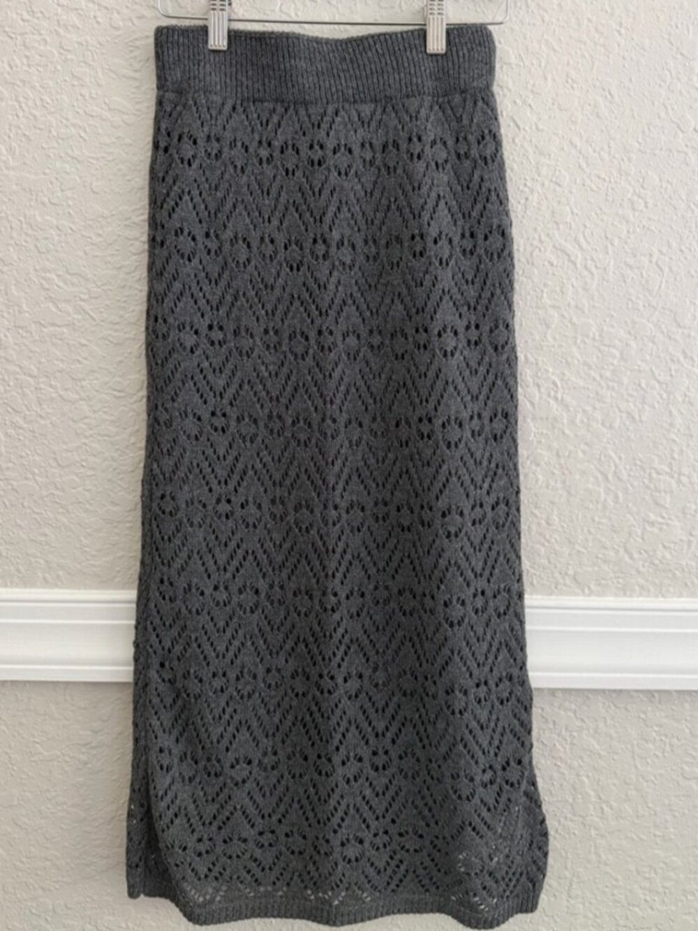 👩Charcoal Gray Crochet Knit Midi Skirt | XS